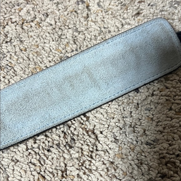 3249 Prada  Black Crossbody  Bag - Picture 6 of 9